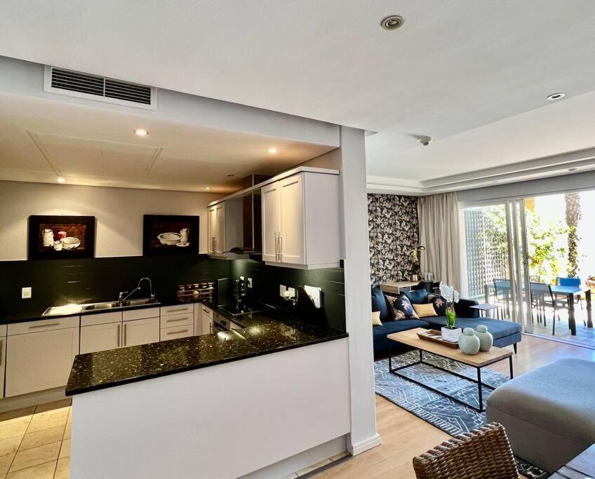Parama 003 Secure, Luxurious Waterfront Apartment Kapstadt Exterior foto